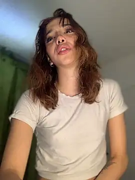 Snapshot of MiaaCute- chatting on January 18, 2026, 12:47 am MiaaCute- online show from January 18, 2026, 12:47 am