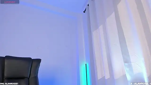 AlanRose01 online show from November 21, 2025, 1:21 pm