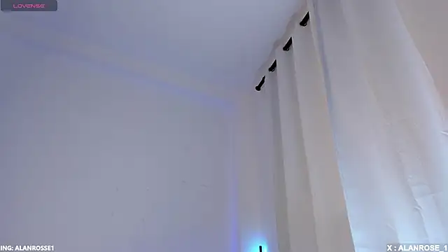 AlanRose01 online show from November 6, 2025, 1:26 pm