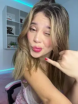  Alicee 1 online show from October 26, 2025, 12:11 am