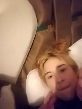 Snapshot of Lana_pohenix chatting on October 22, 2025, 12:54 am Lana pohenix online show from October 22, 2025, 12:54 am