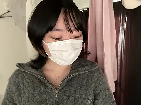 pinkudayo girl online show from November 10, 2025, 12:04 am