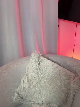 elegant  rouse online show from March 4, 2026, 11:34 pm