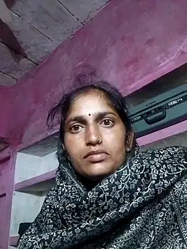 Snapshot of Pooja_shre chatting on October 29, 2025, 9:36 pm Pooja shre online show from October 29, 2025, 9:36 pm