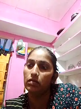 Snapshot of Pooja_shre chatting on November 1, 2025, 11:48 am Pooja shre online show from November 1, 2025, 11:48 am