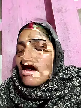 Snapshot of Pooja_shre chatting on December 22, 2025, 3:56 pm Pooja shre online show from December 22, 2025, 3:56 pm