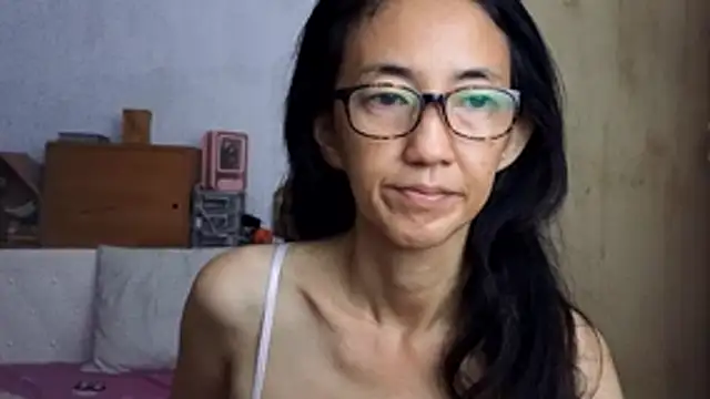 Snapshot of princessD077 chatting on April 19, 2026, 4:30 pm princessD077 online show from April 19, 2026, 4:30 pm
