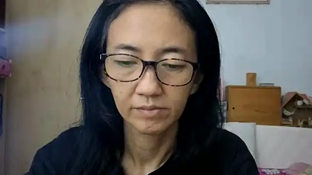 princessD077 online show from March 12, 2026, 4:33 pm