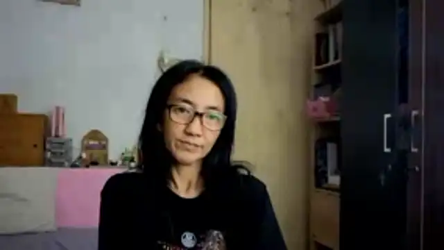 Snapshot of princessD077 chatting on February 21, 2026, 4:53 pm princessD077 online show from February 21, 2026, 4:53 pm