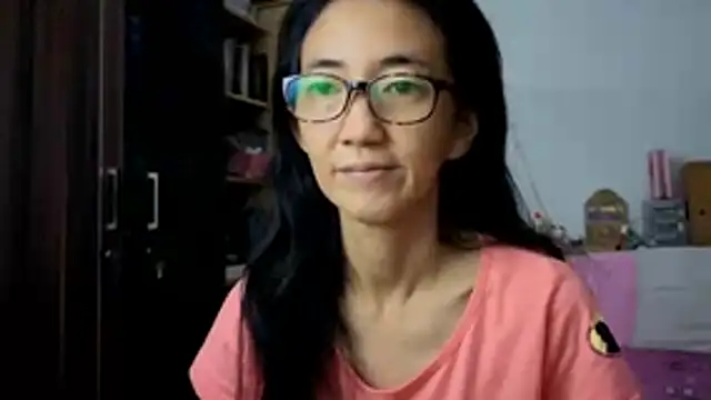 Snapshot of princessD077 chatting on February 8, 2026, 4:59 pm princessD077 online show from February 8, 2026, 4:59 pm