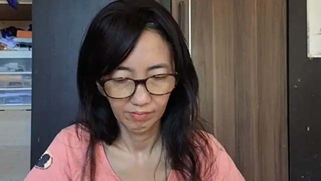 princessD077 online show from July 9, 2026, 4:24 am