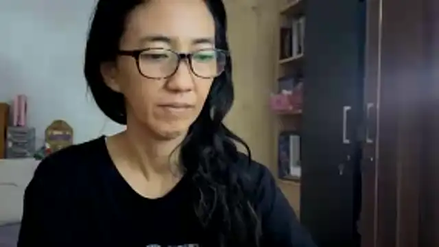 Snapshot of princessD077 chatting on February 22, 2026, 6:49 am princessD077 online show from February 22, 2026, 6:49 am