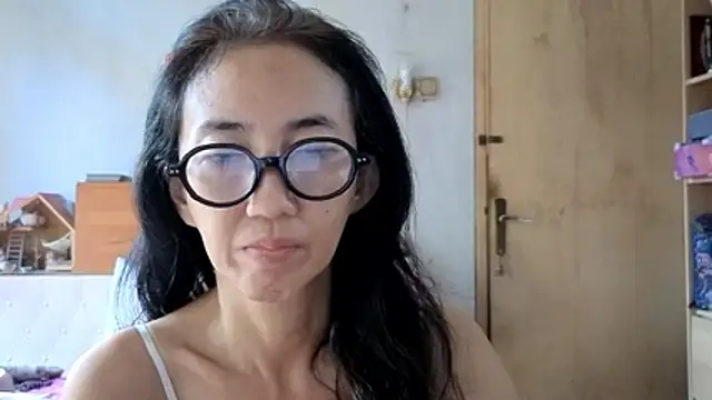 Snapshot of princessD077 chatting on May 25, 2026, 7:07 am princessD077 online show from May 25, 2026, 7:07 am
