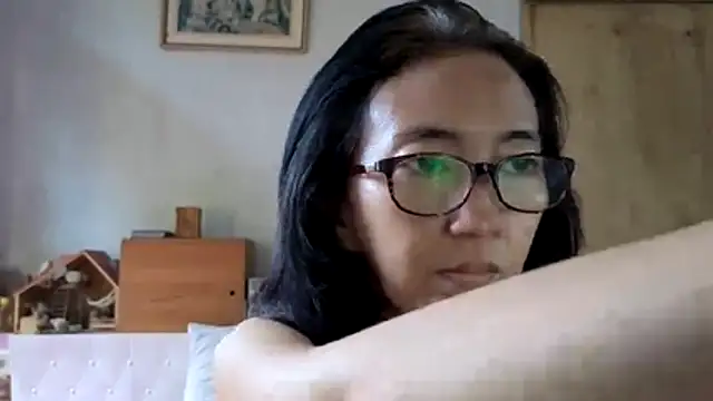 princessD077 online show from June 12, 2026, 3:04 am