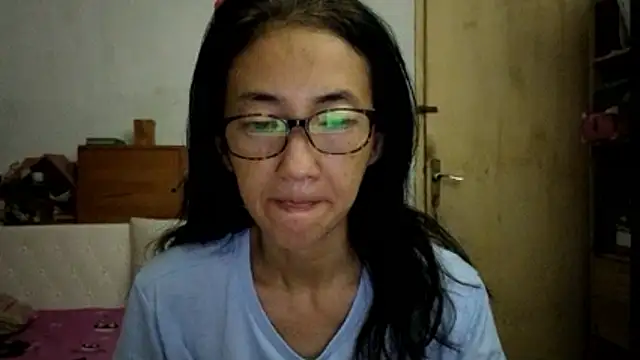Snapshot of princessD077 chatting on May 24, 2026, 4:51 pm princessD077 online show from May 24, 2026, 4:51 pm