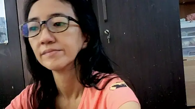 Snapshot of princessD077 chatting on February 7, 2026, 10:40 pm princessD077 online show from February 7, 2026, 10:40 pm