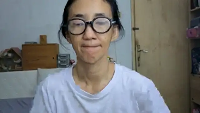 Snapshot of princessD077 chatting on May 19, 2026, 4:14 pm princessD077 online show from May 19, 2026, 4:14 pm