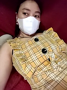 Sinhlinh2020 online show from November 10, 2025, 8:47 pm