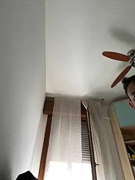 Snapshot of Drgghjkkk chatting on March 2, 2026, 10:33 am Drgghjkkk online show from March 2, 2026, 10:33 am