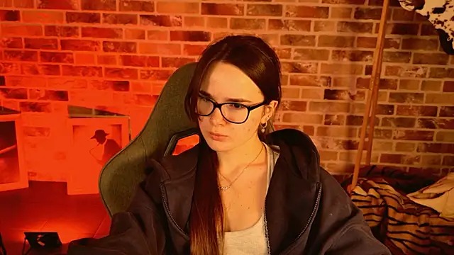 Snapshot of May_Bloom chatting on March 1, 2026, 10:15 am May Bloom online show from March 1, 2026, 10:15 am