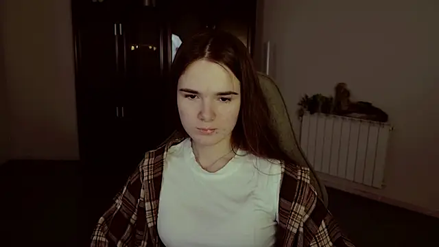 Snapshot of May_Bloom chatting on December 4, 2025, 9:19 am May Bloom online show from December 4, 2025, 9:19 am