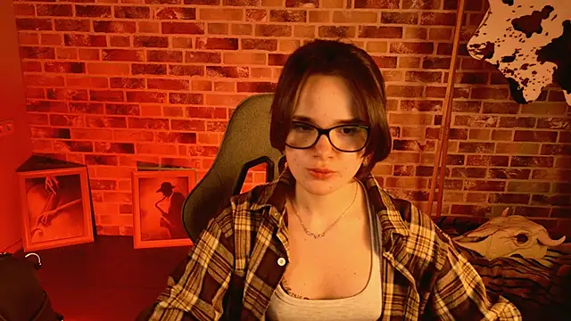 Snapshot of May_Bloom chatting on February 26, 2026, 2:39 pm May Bloom online show from February 26, 2026, 2:39 pm