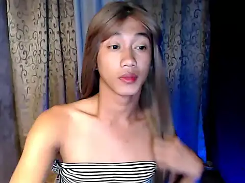 Snapshot of taylaxuxu chatting on February 2, 2026, 2:54 am taylaxuxu online show from February 2, 2026, 2:54 am