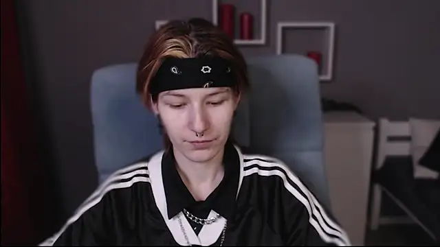 guitarandangell online show from January 19, 2026, 10:19 am