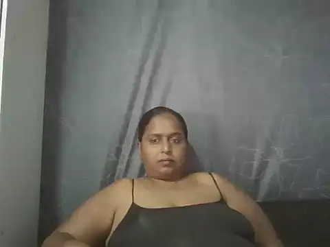 Snapshot of Indianhoney58 chatting on February 12, 2026, 11:32 am Indianhoney58 online show from February 12, 2026, 11:32 am