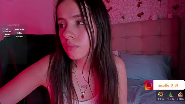 amelia ferrerx online show from November 19, 2025, 5:07 am