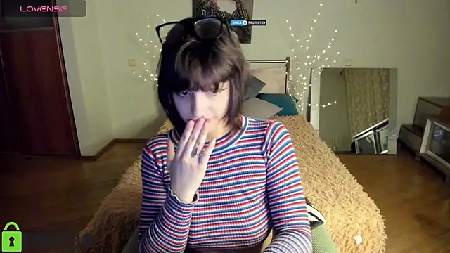 A Skyy online show from April 20, 2026, 8:43 pm