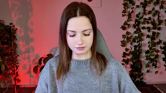 Snapshot of KiraVair chatting on March 2, 2026, 12:23 pm KiraVair online show from March 2, 2026, 12:23 pm