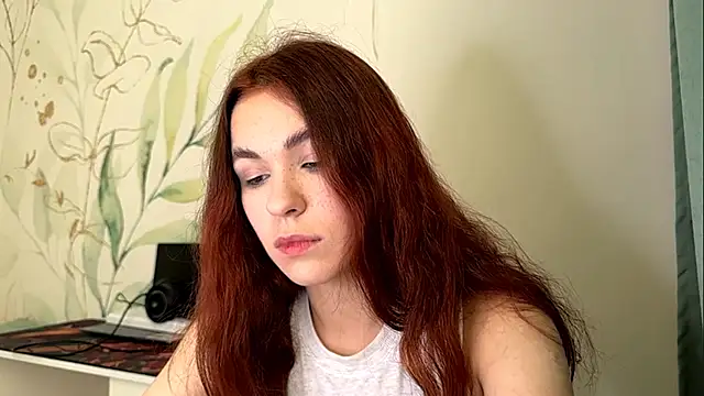 LunaAfrodita online show from November 4, 2025, 12:31 pm