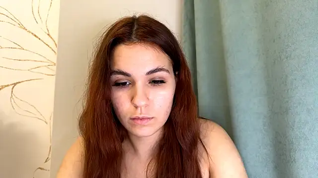 LunaAfrodita online show from November 14, 2025, 5:05 pm