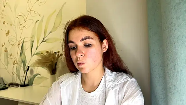 LunaAfrodita online show from October 25, 2025, 6:52 pm