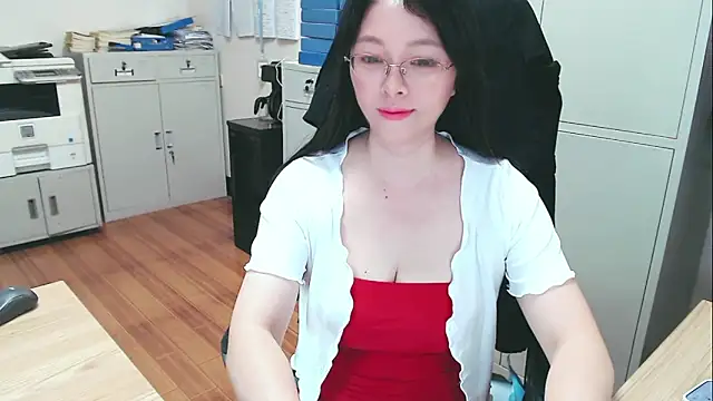 OL-Bai-Jie online show from May 19, 2026, 1:43 am