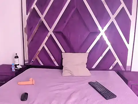 valentinaasm online show from November 7, 2025, 12:42 pm