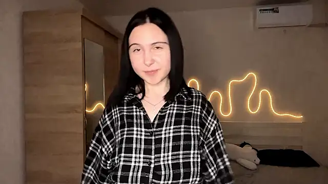 Snapshot of MyraLitterers chatting on February 11, 2026, 4:40 pm MyraLitterers online show from February 11, 2026, 4:40 pm