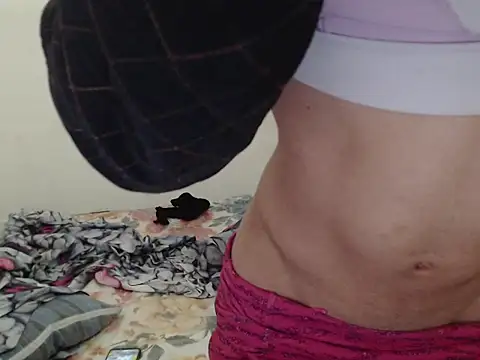  camila trans  online show from November 28, 2025, 5:35 pm