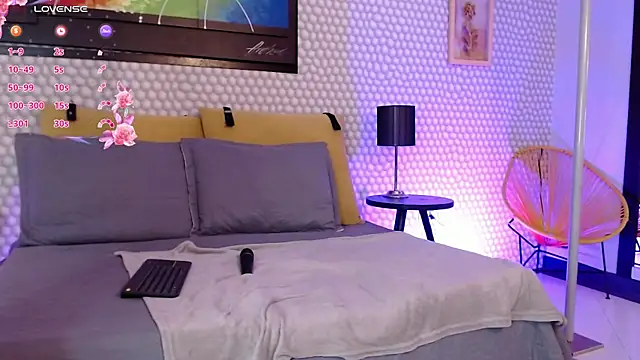 SashaaVixen online show from January 7, 2026, 11:04 am