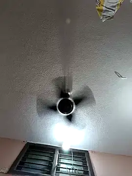 Snapshot of Tamil_Rani03 chatting on November 9, 2025, 5:39 pm Tamil Rani03 online show from November 9, 2025, 5:39 pm