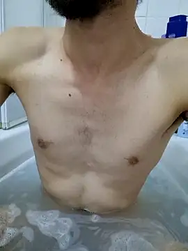 16enes16 online show from December 4, 2025, 6:18 pm