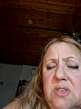 Snapshot of JennyInVegas chatting on July 14, 2026, 2:05 am JennyInVegas online show from July 14, 2026, 2:05 am