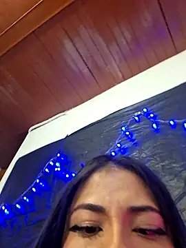 chloebrownn03 online show from October 31, 2025, 3:58 am