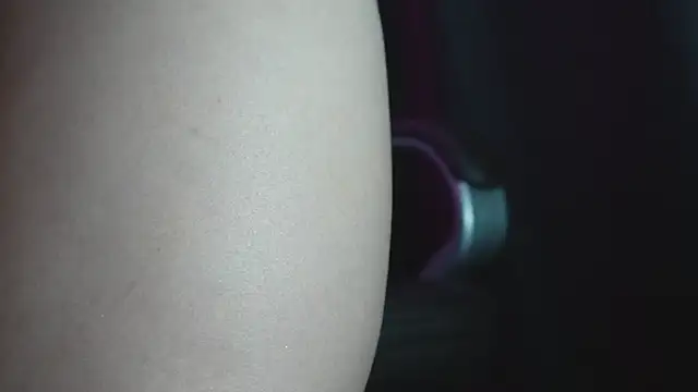 littlee red online show from April 21, 2026, 1:42 am