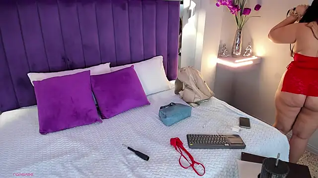 Dakota jhons1 online show from March 12, 2026, 6:23 pm