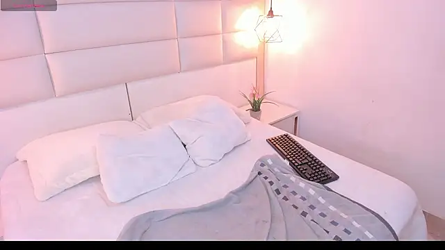 Sofia clk online show from March 10, 2026, 3:32 am