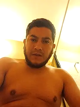 Travieso 21 online show from November 23, 2025, 6:23 am