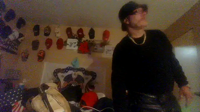bigdaddyrooster online show from May 4, 2026, 5:44 am
