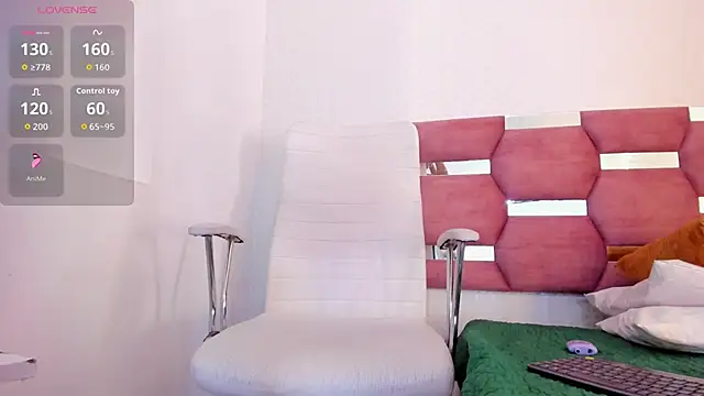 bonniie blue online show from November 11, 2025, 3:12 am